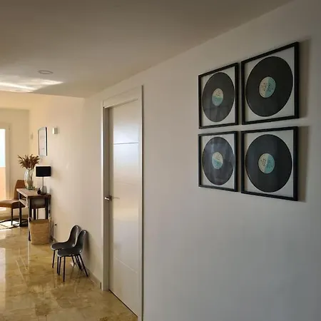 Appartement Ruim Met Zeezicht Torrevieja